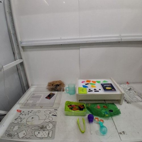 79PC BATTAT EDUCATION BRIGHT EXPLORER LIGHT BOX PLAYSET - WHITE/MULTICOLOR (MODEL: 235542) image 2