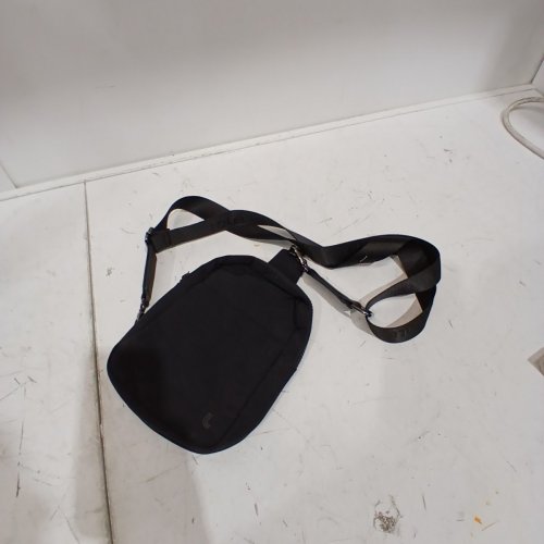 ADULT UNISEX LOLË MINI SLING BAG - BLACK (MODEL: 1849141) image 2