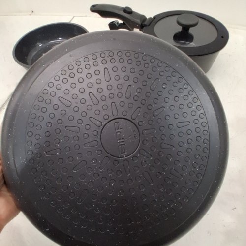 4PC GIPP CERAMIC POT AND PANS SET WITH DETACHABLE HANDLE - BLACK image 2