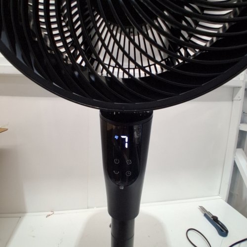 DREO OSCILLATING STANDING FAN WITH 90° ROTATION, DC MOTOR, 8+H SPEEDS, 3 MODES AND ADJUSTABLE HEIGHT - 42" - GREY (MODEL: DR-HPF013) image 2