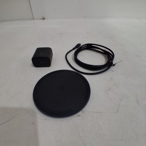 BELKIN BOOSTCHARGE WIRELESS FAST CHARGING PAD - 15W MAX - UNIVERSAL DEVICE COMPATIBILITY - BLACK (MODEL: WIA012) image 2