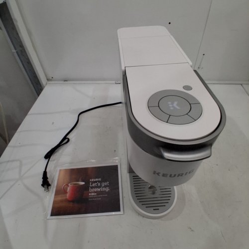 KEURIG K-SLIM SINGLE SERVE COFFEE MAKER - WHITE (MODEL: K900) image 3