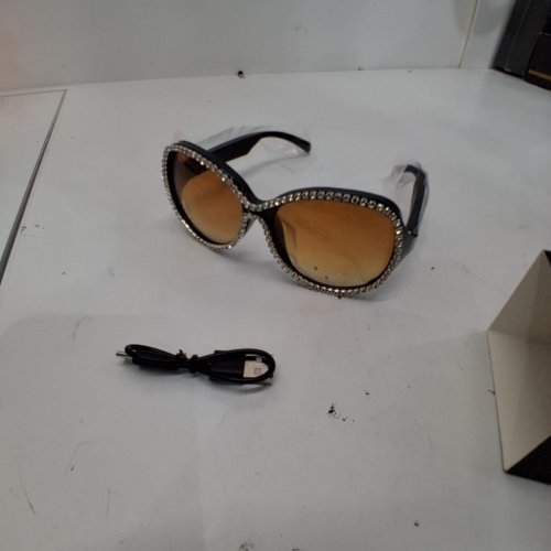 ADULTS FASHION SMART WIRELESS RHINESTONE-TRIM SUNGLASSES - BLACK FRAME, AMBER LENSES (MODEL: F07 MAX) image 3