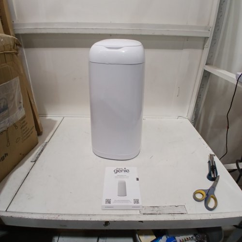 DIAPER GENIE CLASSIC PAIL - 21" - WHITE - (MODEL: I000660) image 2
