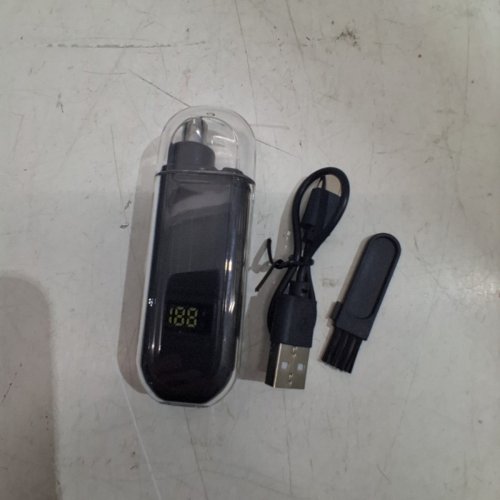 RECHARGEABLE PORTABLE NOSE HAIR TRIMMER - BLACK image 4