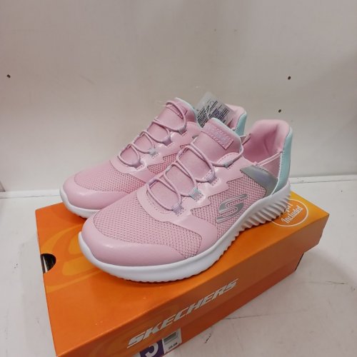 GIRLS SKECHERS SWIFT FIT SNEAKERS - SIZE 3 - PINK/WHITE (MODEL: 18736165) image 2