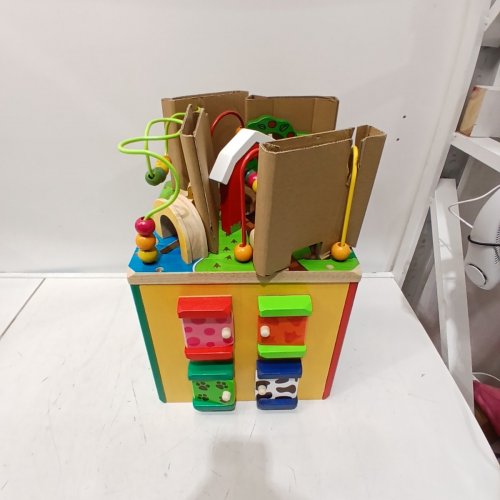 BATTAT WOODEN ACTIVITY CUBE DISCOVER FARM ANIMALS ACTIVITY CENTER FOR KIDS 1 YEAR+ - MULTI-COLOUR (MODEL:‎ BT4599C1Z/BT4672Z) image 2