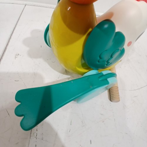 B. ACTIVE CHICK-N-CHASE PUSH ALONG TOY - MULTICOLOR image 3