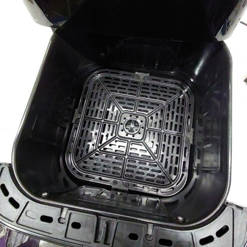 TYPHUR SYNC 9-IN-1 SMART AIR FRYER WITH BUILT-IN WIRELESS THERMOMETER - 8QT - WITH PFAS FREE CERAMIC NONSTICK BASKET FOR QUICK EASY MEALS - BLACK (MODEL: AF13) image 4