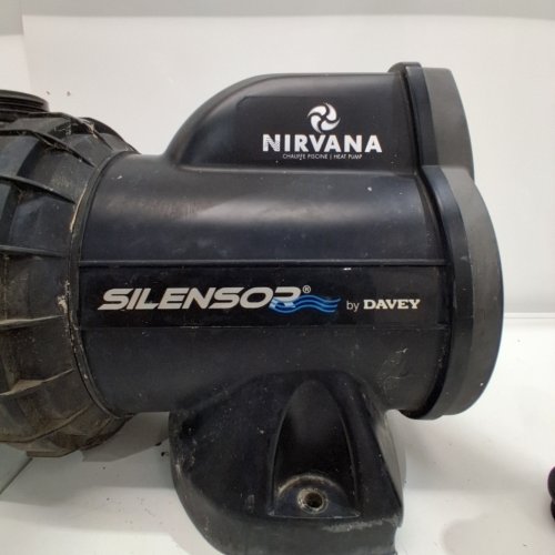 DAVEY SILENSOR POOL PUMP - 240 V, 7.2 AMP - BLACK (MODEL: SLL300PN) image 2