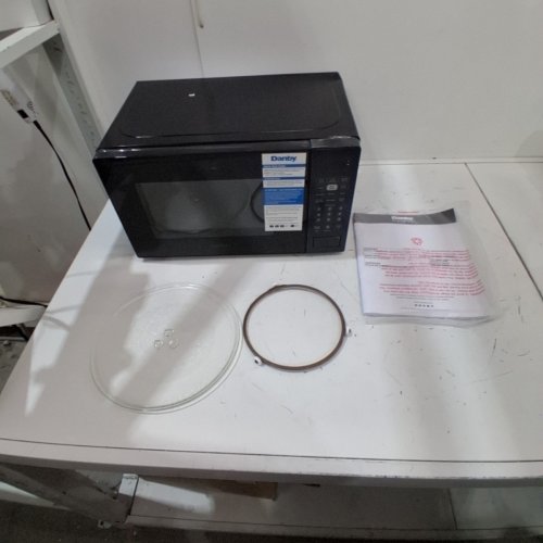 DANBY COUNTERTOP MICROWAVE - 0.7 CU.FT - BLACK - (MODEL: DBMW0721BBB) image 3