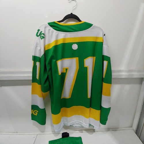 MENS LUG NORTHERN STARS HOCKEY JERSEY AND SOCKS - #71 - LARGE - GREEN image 4