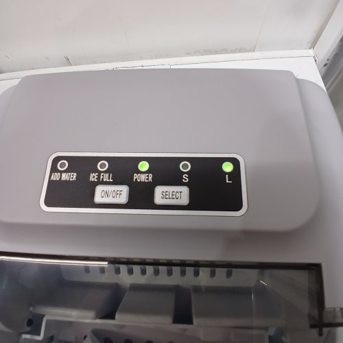 FRIGIDAIRE COMPACT COUNTERTOP ELECTRIC ICE MAKER - MAKES 26LBS OF ICE/DAY - SILVER (MODEL: EFIC189-B-SILVER) image 2