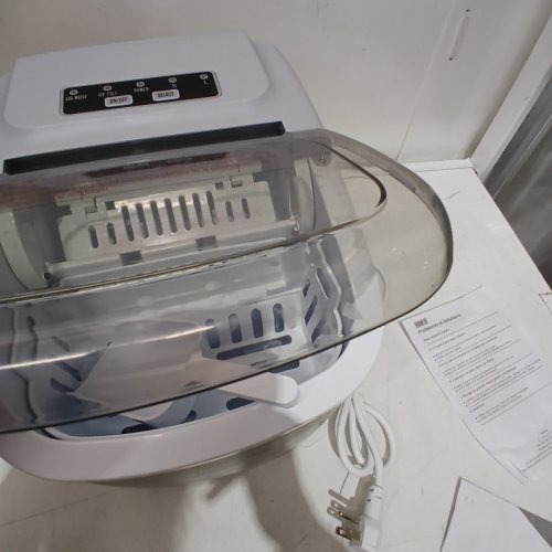 FRIGIDAIRE COMPACT COUNTERTOP ELECTRIC ICE MAKER - MAKES 26LBS OF ICE/DAY - SILVER (MODEL: EFIC189-B-SILVER) image 4