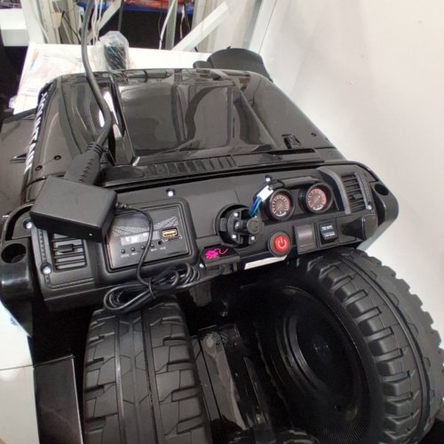 GARVEE RIDS RIDE ON JEEP CAR WITH REMOTE - BLACK (MODEL: QQ34G) image 7