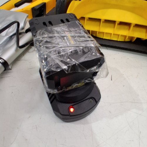 ZEGJAW CORDLESS ELECTRIC SNOW SHOVEL WITH 20 V BATTERY - 12" - YELLOW (MODEL: ASYSN1130020) image 2