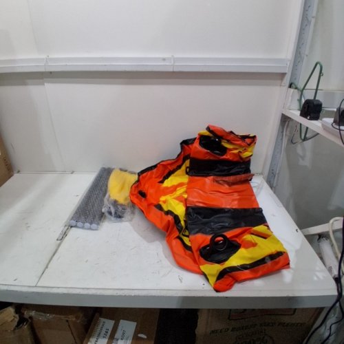 INTEX EXPLORER 200 2-PERSON INFLATABLE BOAT - ORANGE/YELLOW/BLACK (MODEL: ‎58330EP) image 2