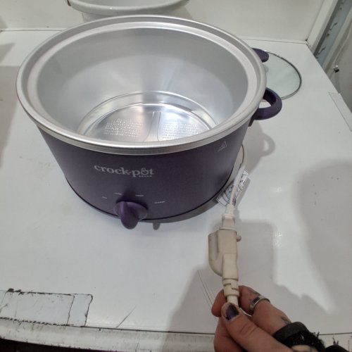 CROCK-POT DESIGN SERIES SLOW COOKER - 4.5 QT - PURPLE image 2