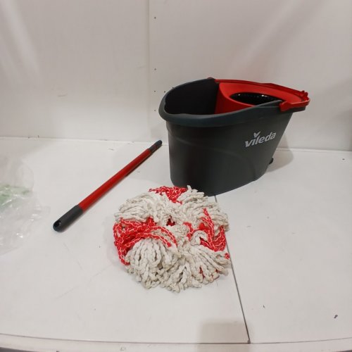 VILEDA EASY WRING POWER SPIN MOP AND BUCKED WITH 2 WASHABLE MOP HEADS- GREY/RED/WHITE image 2