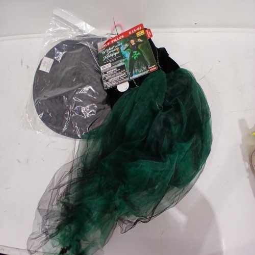 2PC GIRL'S GOODMARK LIGHT-UP WICKED WITCH COSTUME - SMALL (4-6) - BLACK/GREEN image 2