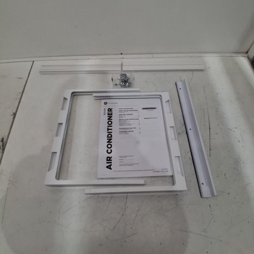 GE APPLIANCES ELECTRONIC WINDOW AIR CONDITIONER - 5,000 BTU - 150SQ.FT - WHITE (MODEL: AWAS05BWFC) image 5