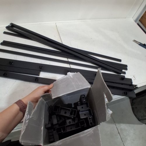 NESLIME METAL HEAVY DUTY BED FRAME - KING 80" X 76" X 10" - BLACK (MODEL: 3505-14) image 2