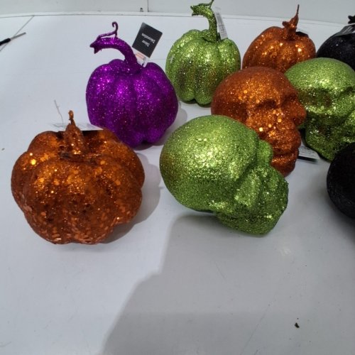 16PC GLITTER PUMPKIN AND SKULL ORNAMENTS - MULTICOLOUR image 4