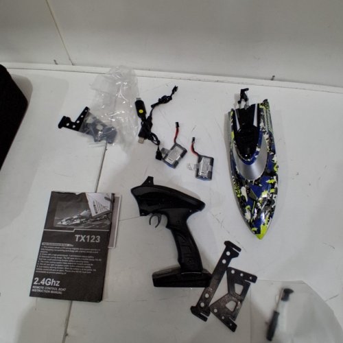 BEZGAR REMOTE CONTROL SPEED BOAT - 32KPH | WATER ACTIVATED - BLUE | BLACK | YELLOW - (MODEL: TX123) image 3