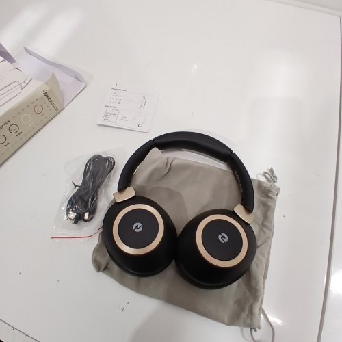 EAORUL ACTIVE NOISE CANCELLING OVER EAR BLUETOOTH HEADPHONES - 100H PLAYTIME, BLUETOOTH, BUILT-IN MIC (MODEL: H30) image 2