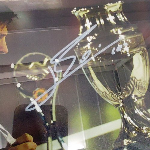 100% AUTHENTIC SIGNED LIONEL MESSI ARGENTINA FRAMED PHOTO - BECKETT COA - 17.5" X 17.5" - BLACK image 5