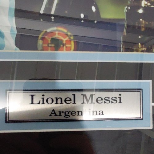 100% AUTHENTIC SIGNED LIONEL MESSI ARGENTINA FRAMED PHOTO - BECKETT COA - 17.5" X 17.5" - BLACK image 6