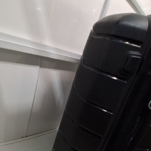 SAMSONITE FREEFORM WHEELED TRAVEL SUITCASE - 26" - BLACK image 4