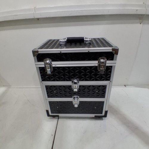 MAKEUP TRAIN CASE WITH UNIVERSAL WHEELS FOR COSMETICS STORAGE - BLACK image 7