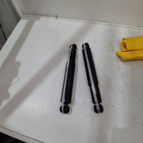 2 AUTOMOTIVE SHOCK ABSORBERS - BLACK (ITEM: 6-B0723H) image 2