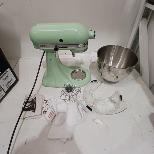 KITCHENAID ARTISAN SERIES TILT-HEAD ELECTRIC STAND MIXER WITH SPLASH GUARD - 5QT. BOWL - PISTACHIO GREEN (MODEL: KSM150PSPT) image 3