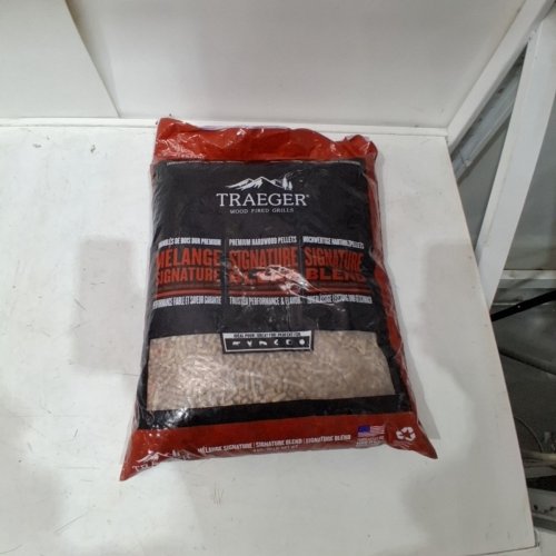 TRAEGER WOOD FIRED GRILLS PREMIUM SIGNATURE BLEND HARDWOOD PELLETS - 20LBS - (MODEL: PEL337) image 2