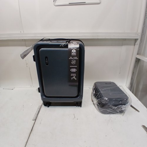 TRAVELARIM HARD CARRY-ON LUGGAGE SET WITH WHEELS AND MAKEUP CASE - 22" - GREY image 2