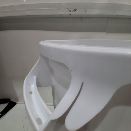 RUBBERMAID BRUTE COMMERCIAL TRASH CAN - 10 GALLON - WHITE (MODEL: FG261000WHT) image 4