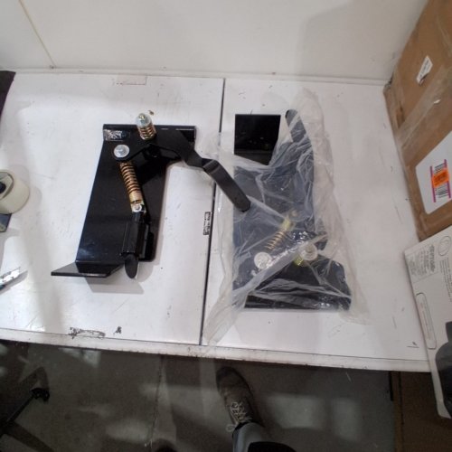 2PK ECOTRIC WELD ON SKID STEER QUICK ATTACH CONVERSION ADAPTER QUICK TACH LATCH BOX -UNIVERSAL - BLACK (MODE: LYA-071) image 2