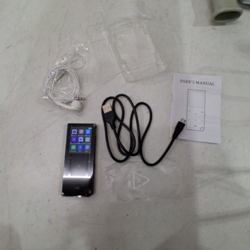 PORTABLE MINI MUSIC PLAYER WITH HEADPHONES AND CHARGER - BLACK image 4
