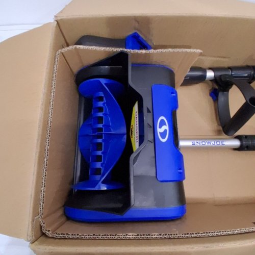 SNOWJOE IONMAX CORDLESS SNOW SHOVEL WITH BATTERY AND CHARGER- 10"W, 24V 4.0SH BATTERY- BLUE (MODEL: 24V-SS10) image 3