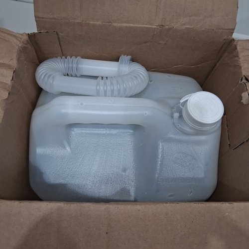 HD EXPERT DIESEL EXHAUST FLUID - 9.46L (2.5 GAL) image 2