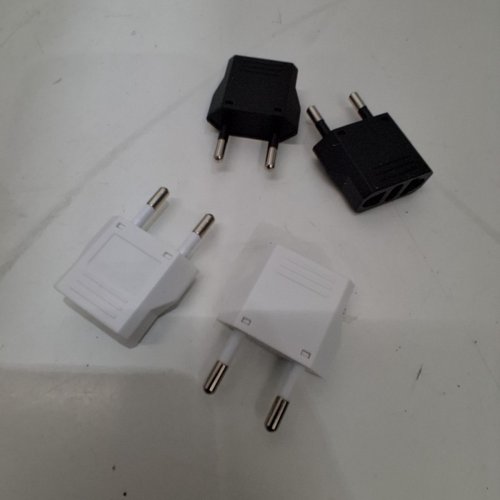 4PC NORTH AMERICAN TO EUROPEAN PLUG ADAPTERS - BLACK/WHITE image 3