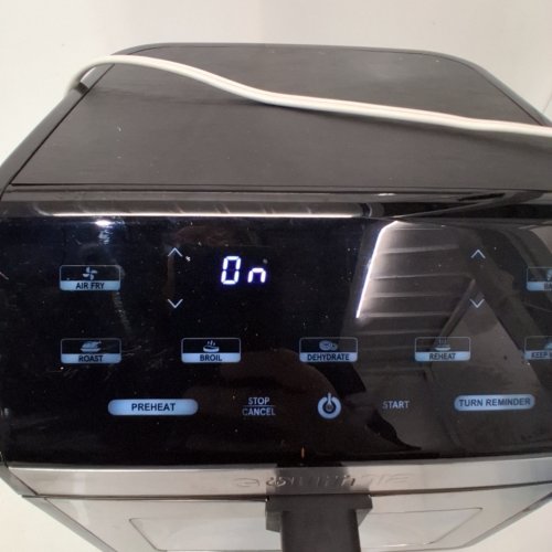 GOURMIA DIGITAL WINDOW AIR FRYER WITH 7 ONE-TOUCH COOKING FUNCTIONS - 8QT - BLACK (MODEL: GAF858/6232432) image 2
