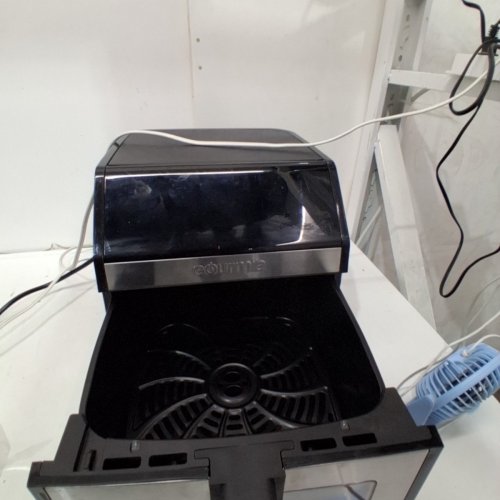 GOURMIA DIGITAL WINDOW AIR FRYER WITH 7 ONE-TOUCH COOKING FUNCTIONS - 8QT - BLACK (MODEL: GAF858/6232432) image 3