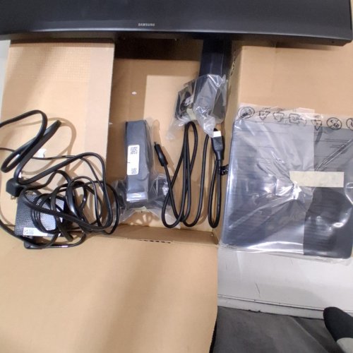 SAMSUNG ESSENTIAL S3 CLASS 16:9 IN-PLANE SWITCHING (IPS) FULL HD LCD MONITOR - 24" - BLACK (MODEL: S24D300GAN) image 4