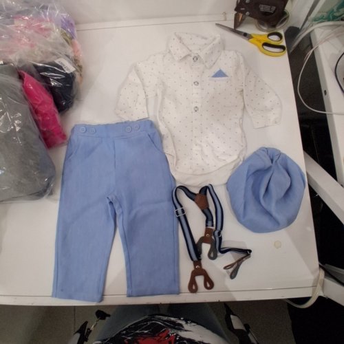 4PC KID'S OUTFIT SET WITH HAT, SHIRT, PANTS AND SUSPENDERS - 9-12M - BLUE AND WHITE image 2