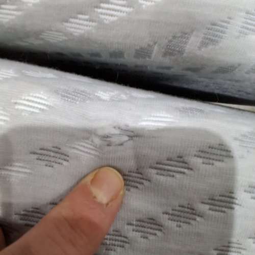 CERTIPUR-US TRI FOLDING MATTRESS WITH WASHABLE COVER - 25" X 75" X 4" - GREY image 2