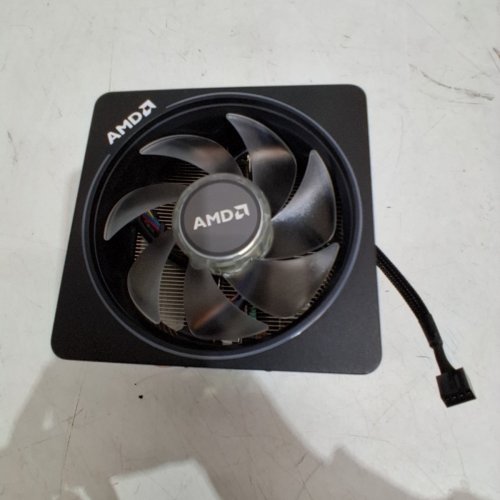 AMD WRAITH PRISM RGB LED CPU HEATSINK COOLER image 3