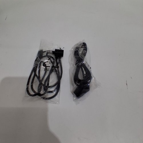 SCOSCHE BRAIDED USB-C TO 3.5 MM AUDIO CABLE WITH MIC - 6.6FT - BLACK image 2